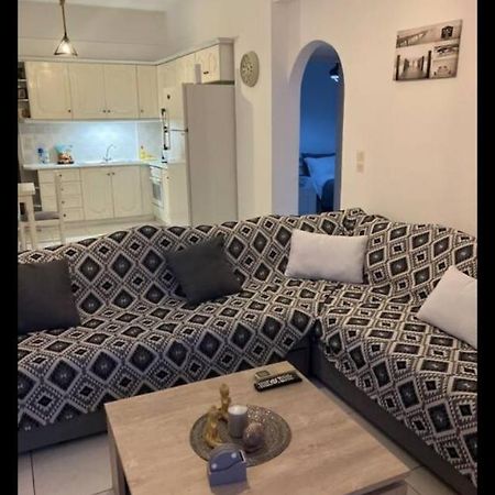 Seasmiles Appartement Akráta Buitenkant foto